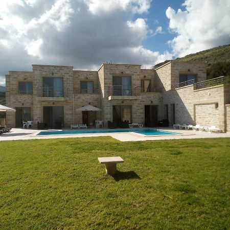 Villa Stylianos And Studios Kíssamos Exteriör bild