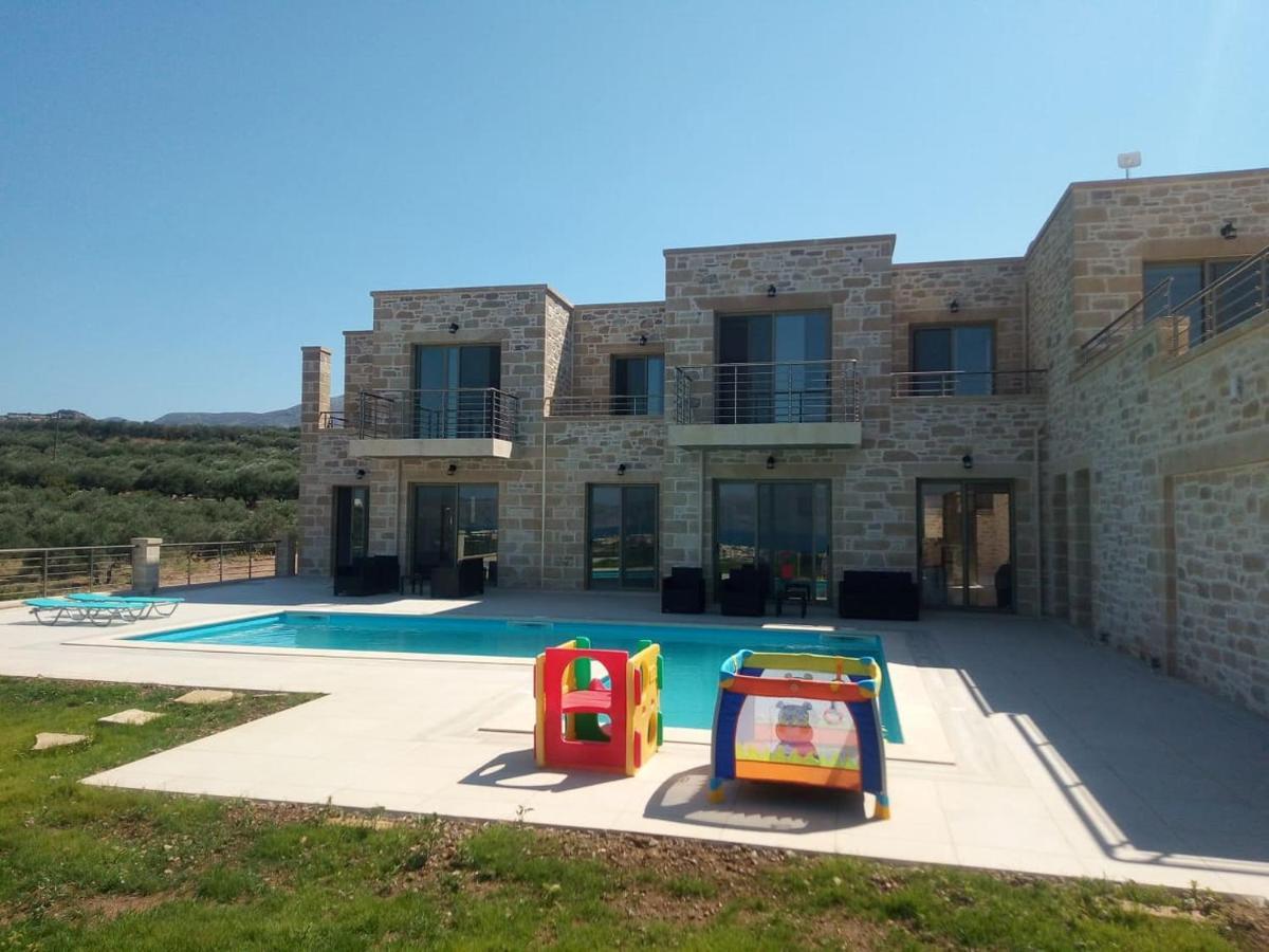 Villa Stylianos And Studios Kíssamos Exteriör bild