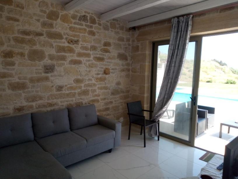 Villa Stylianos And Studios Kíssamos Exteriör bild