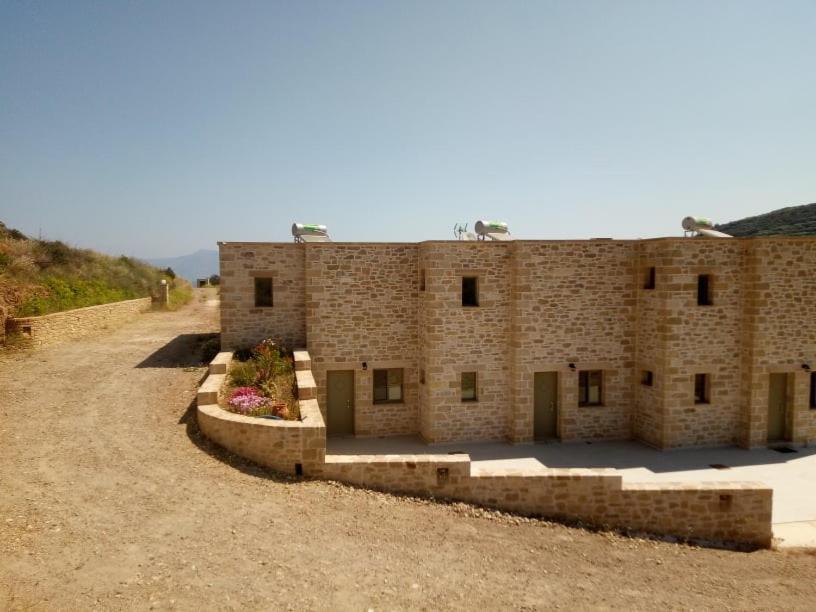 Villa Stylianos And Studios Kíssamos Exteriör bild