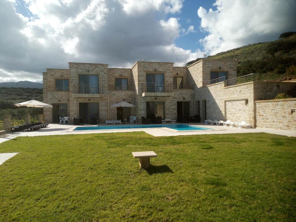 Villa Stylianos And Studios Kíssamos Exteriör bild
