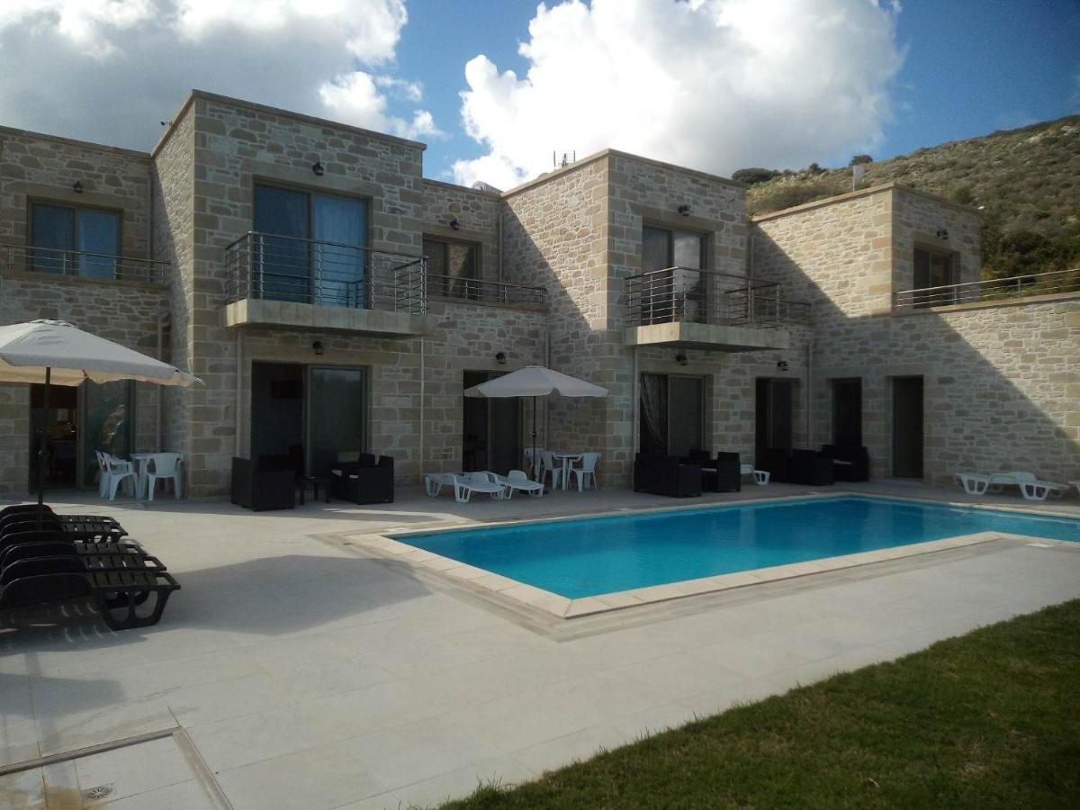 Villa Stylianos And Studios Kíssamos Exteriör bild