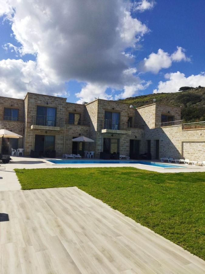 Villa Stylianos And Studios Kíssamos Exteriör bild